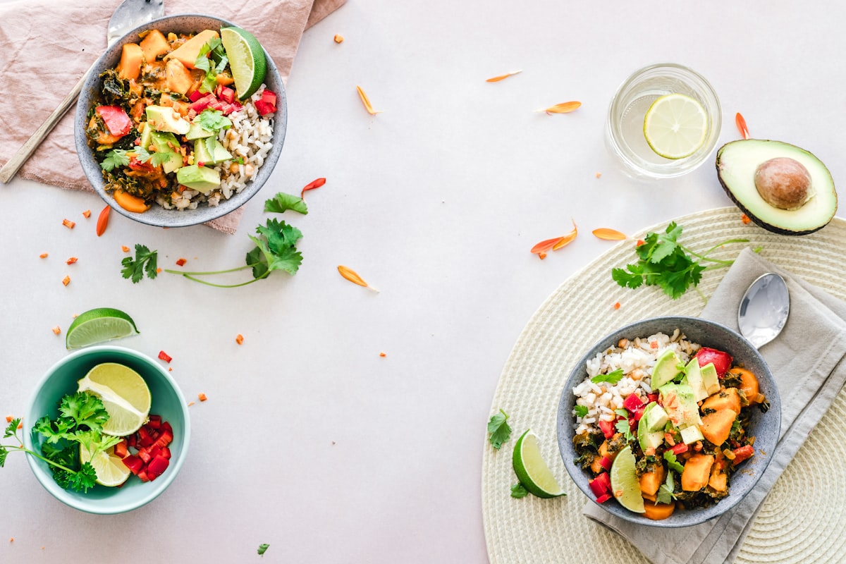 Insalata Mediterranean con verdure fresche